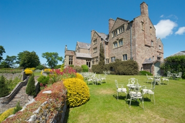 The Wonders of Wales and England (2026)